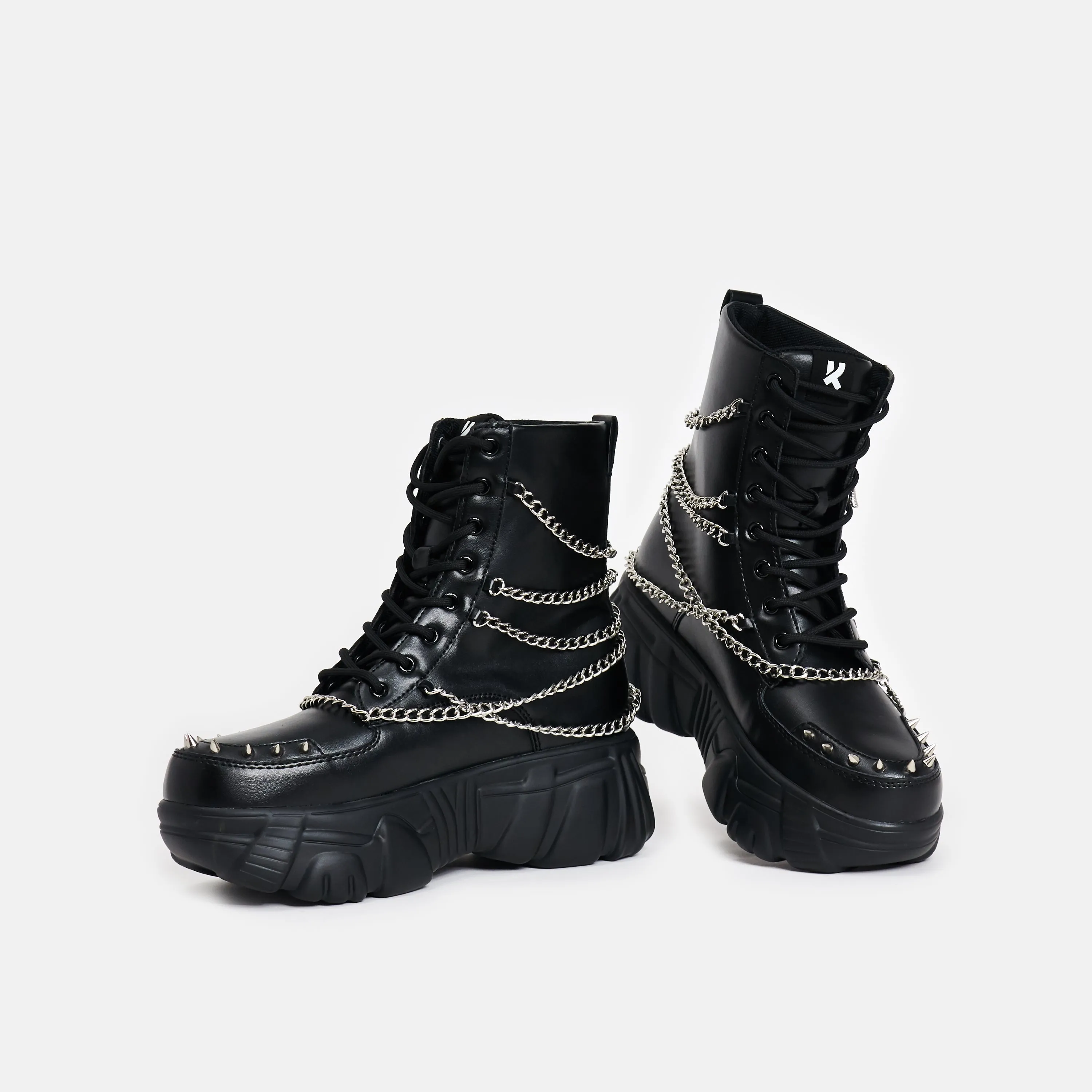 Boned Catch Black Mystic Charm Boots