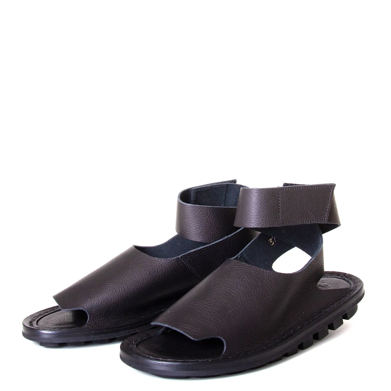 Hug Women's Leather Sandal