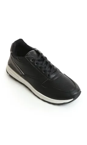 O179389 Men Footwear