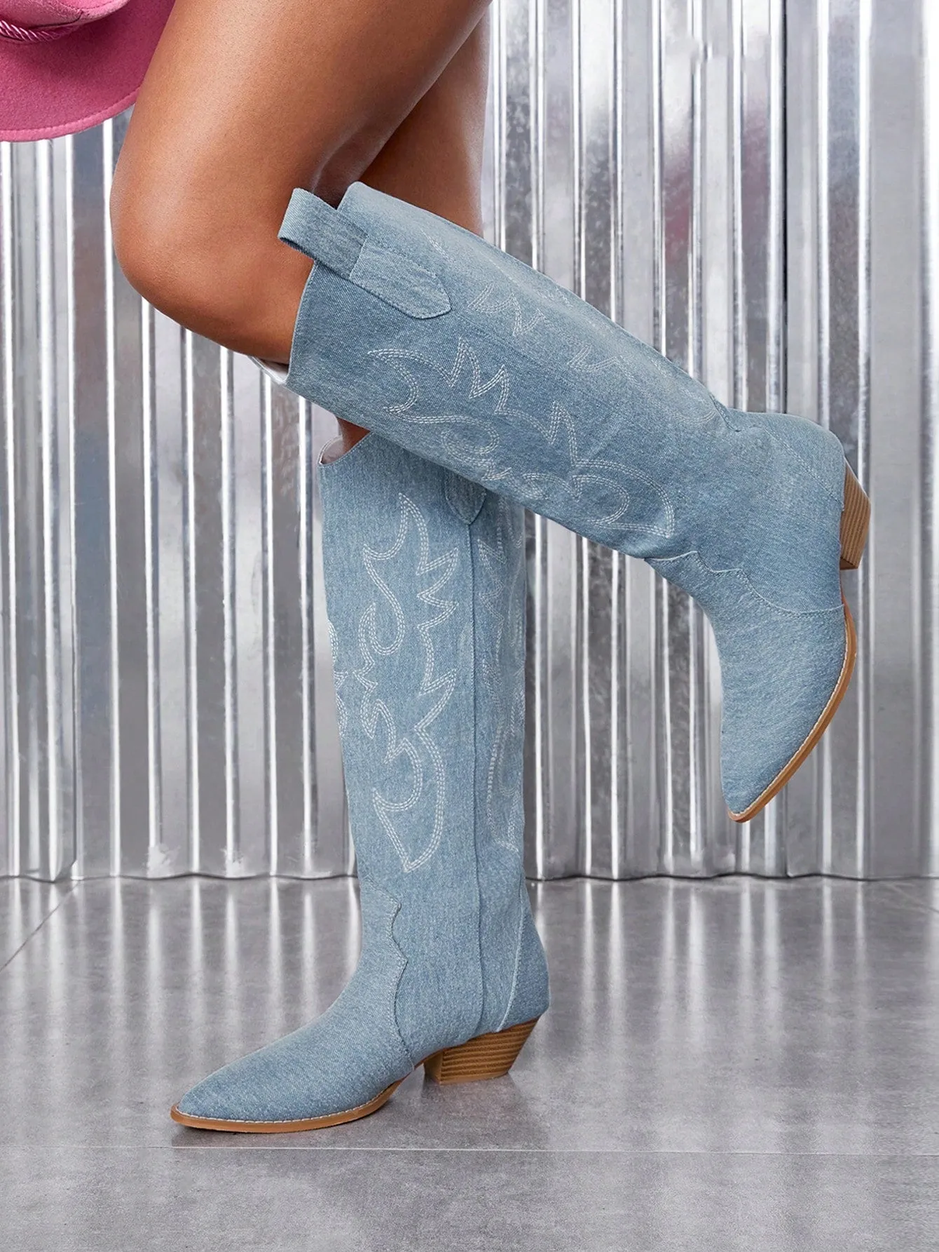 Women Point Toe Boots, Fashionable Blue Western Boots