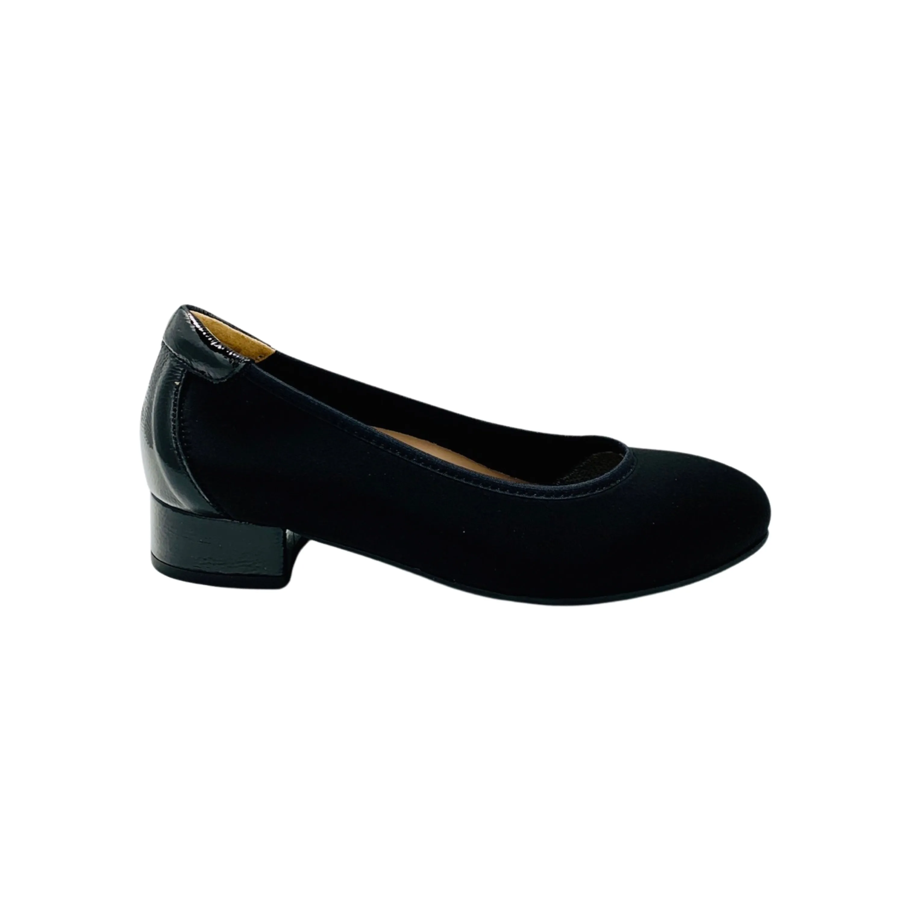 235016 Black Low Heel